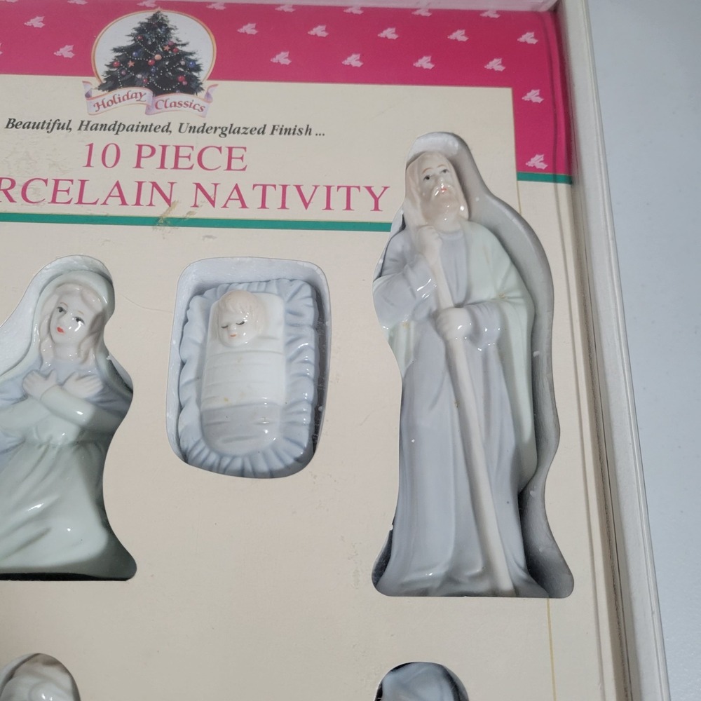 Dynasty Classics Holiday Classics Handpainted 10 Piece Nativity Set Vintage 0567 - Picture 2 of 7